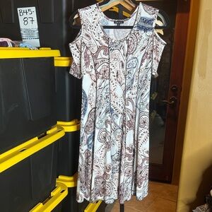 Sami & Jo Cold Shoulder Fit & Flare Paisley Midi Dress Size Small